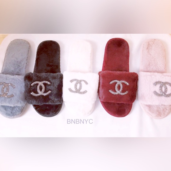 ✨NEW✨ Fashion CC White Faux Fur Women’s Slippers 8 9 10 - Picture 3 of 5